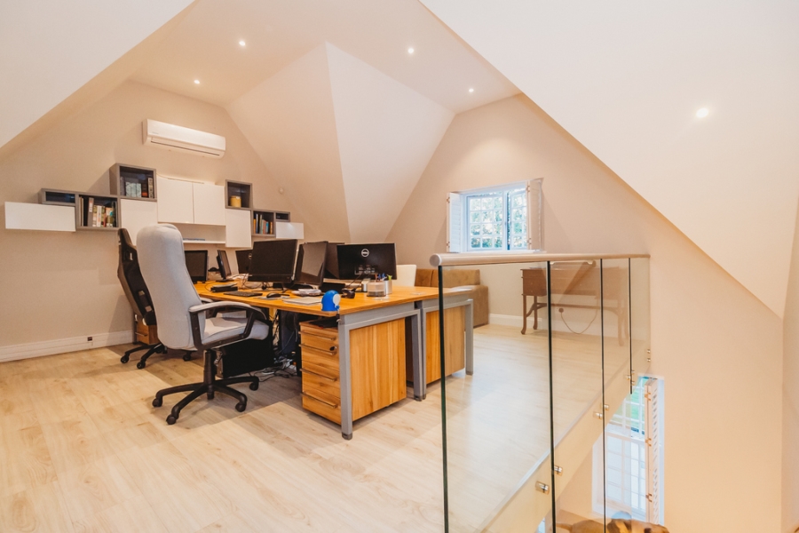 5 Bedroom Property for Sale in Glenwood Western Cape